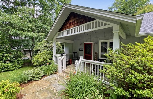 Highlands Cabin | Just the Right Size. Exactly Enough | Highlands Haven