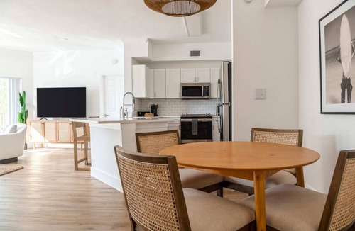 Wellington Apartment | Kasa | Bright & Airy 1BD + Gym | Wellington