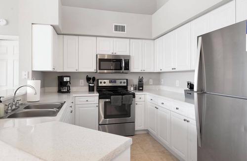 Wellington Apartment | Kasa | Cozy 2BD + Pet Friendly | Wellington