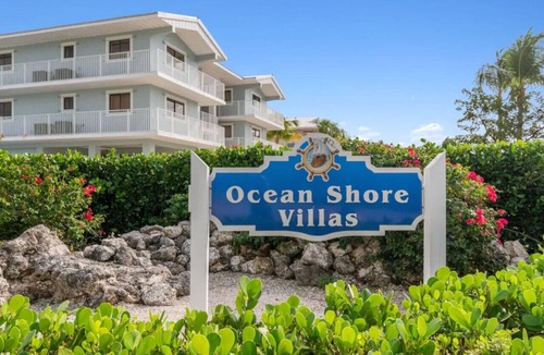 Key Largo Apartment | Key Largo Ocean Shore Villa 2 with pool & boat slip