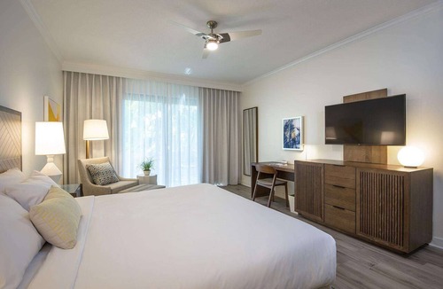 Marathon Hotel | King ADA w/Views in Duck Key | Marina, Spa & Pool