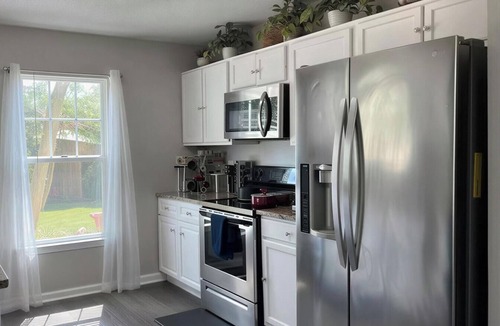 Norcross House | King Bed/2 Living-rooms/Patio/BBQ Grill