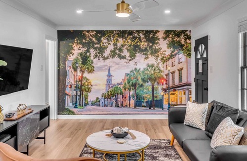 North Charleston House | King Beds-Fire Pit-Minutes to Downtown