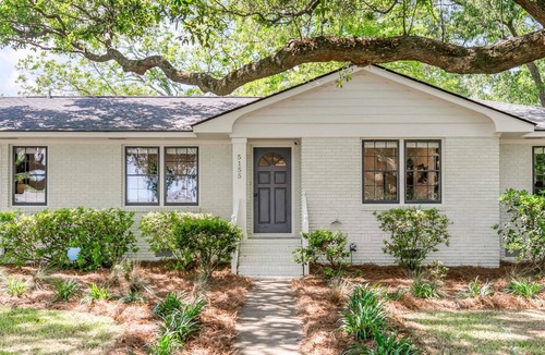 North Charleston House | King Beds-Fire Pit-Minutes to Downtown