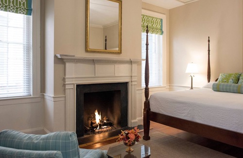 Charleston Historic District Hotel | Kings Courtyard Inn