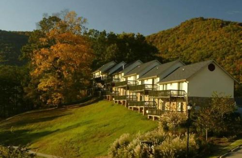 Clayton Resort | Kingwood Resort & Golf Club