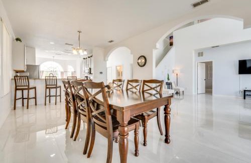Crystal Cove House | Kissimmee Resort-Style Home: Close to Shops & Eats