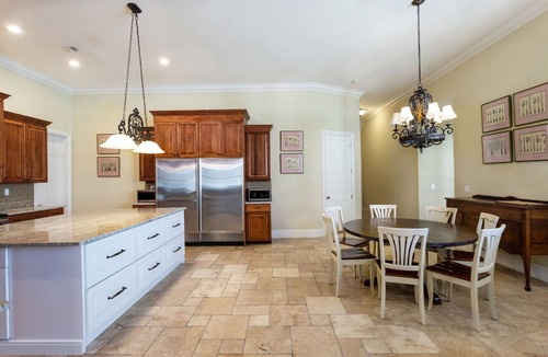 Rural Estates House | Knickerbocker Suite 07 Furnished 1BR 1BA with Pool