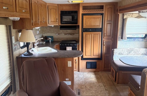 Dover House | KY Lake Camper w/ Private Dock Access Walk to Fat Daddy’s & Standing Rock Creek