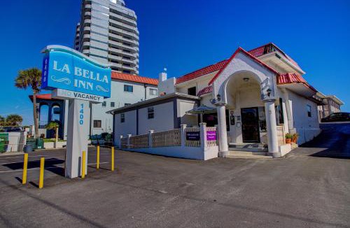 Seabreeze Park Hotel | La Bella Inn - POOL OPEN