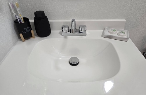 Sulphur Springs Apartment | La cienfuegera suite 1