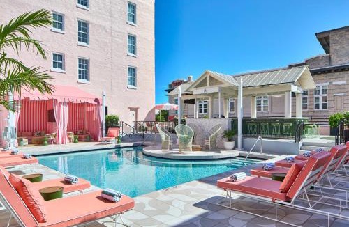 Historic Seaport Resort | La Concha Key West, Autograph Collection
