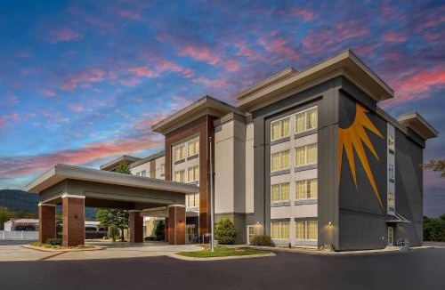 Lookout Valley Neighborhood Association Hotel | La Quinta by Wyndham Chattanooga - Lookout Mtn