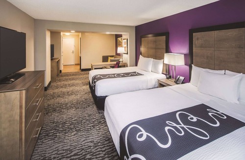 Milledgeville Hotel | La Quinta Inn & Suites by Wyndham Milledgeville