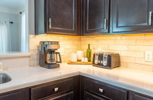 North Charleston House | Lady Liberty: Park Circle Charm + Modern Home!