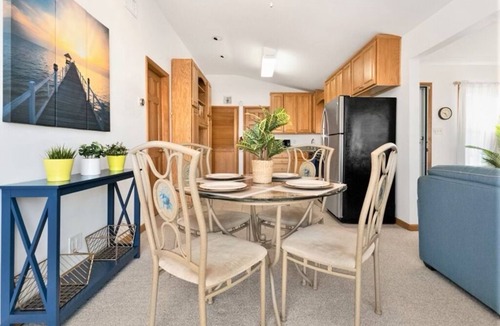Mystic Island House | LAGOON FRONT BEACH BUNGALOW- SLEEPS 6 FIREPIT. GAME ROOM GAZEBO.