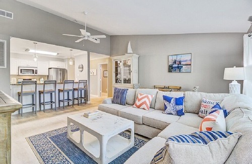 Isle of Palms Apartment | Lagoon Villa 42, Wild Dunes Amenities Included!