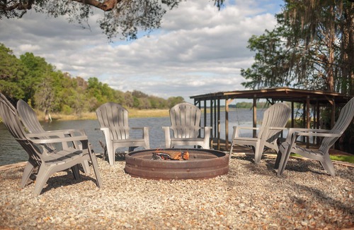 Hernando Cottage | Lake Breeze Cottage 1