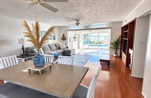 Winter Haven House | Lake Hamilton Oasis - Pool Dock Sunrise Views