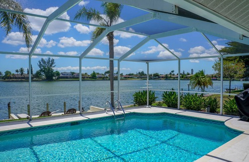 Fort Myers House | Lake Home With Heated Pool In Perfect Location