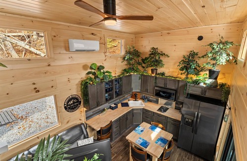 Nebo Cabin | Lake James Cozy Cabin. Waterfront!