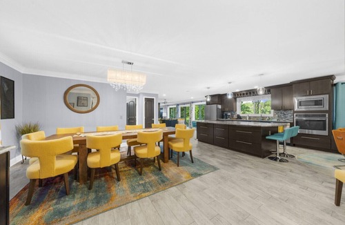 Buford House | Lake Lanier Lake House with Private Dock Hot Tub Pet-friendly Game Room