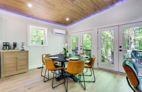 Gainesville House | Lake Lanier Living! Retreat w/Dock, Deck & Sauna