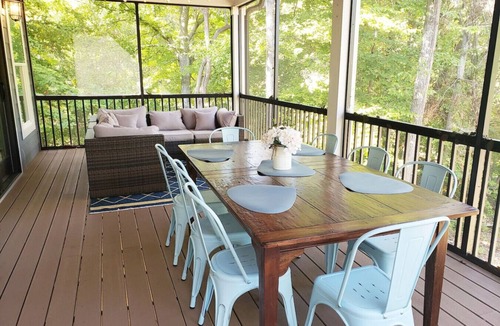 Belmont House | Lake luxury, Sleeps 16, 3800+ sq/ft