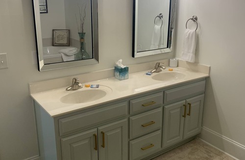 Young Harris Condo | Lake & Mountain View Villa w/ Pool & Bonus Bunk Room!