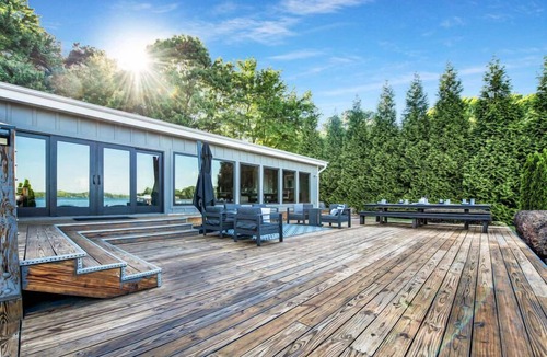 Mayhew House | Lake Norman Breakaway w/Beach, Hot Tub & Optional Boat Rental
