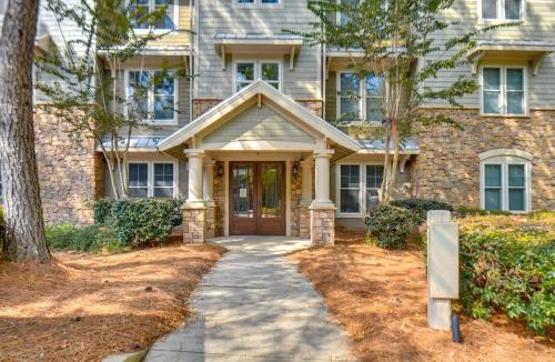 Greensboro House | Lake Oconee Creekside Condo w/Dock Access