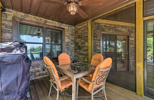 Milledgeville Cabin | Lake Sinclair Cabin with Boat Dock & 2 Decks!