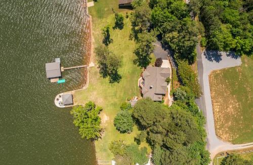 Crane Hill House | Lake Therapy - Gazebo On The Lake, Easy Walk To The Water!