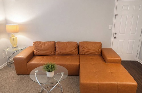 Marietta Apartment | Lake view 2-bedroom apartment with fireplace in Marietta nearCumberland Mall