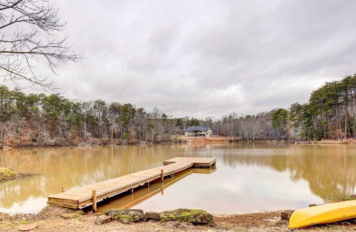 Inman House | Lakefront Blue Ridge Mtns Vacation Rental