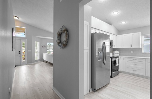 Sabal Harbour House | Lakefront Bradenton with Heated Pool, WiFi, Fitness Room, Resort-Style Amenities