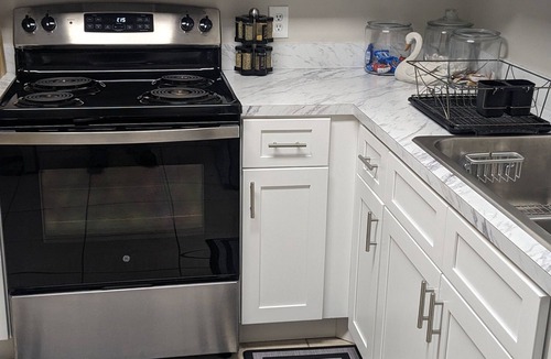 Lakeland Apartment | LAKEFRONT COZY HOME/WASHER/DRYER-NEAR PARKS/SHOP/MUSEUM/COLLEGE/FISHING/LAKES!