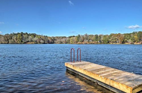 Delta House | Lakefront Delta Cottage w/Views, Canoe & Dock!