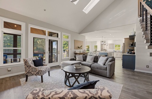 Mayhew House | Lakefront Estate | Pool + Hot Tub + Dock + Sauna | Oasis at Ballycastle