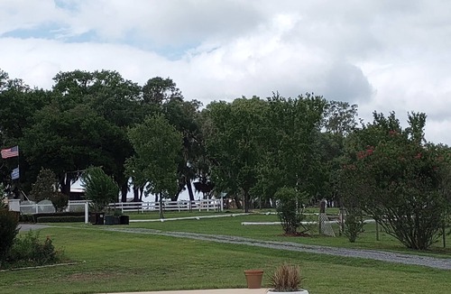 Umatilla Apartment | Lakefront Guesthouse on 230 Acres - Very Private - Connect with Nature in style!