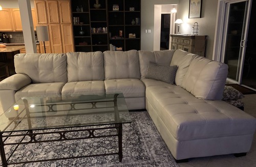 Longwood House | Lakefront Home Where You Can Retreat And Relax