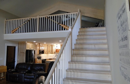 Eatonton House | Lakefront Home with Pool on Lake Sinclair Perfect for Large Groups