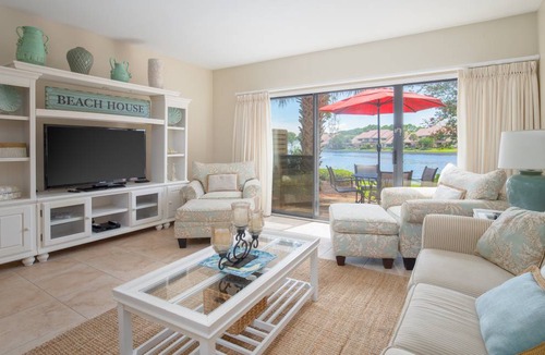 Sandestin House | Lakefront - New Golf Cart - Walk to the Beach