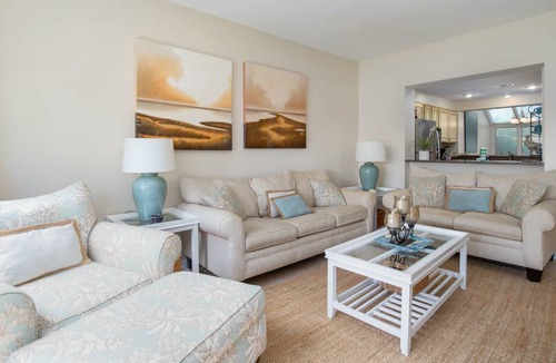 Sandestin House | Lakefront - New Golf Cart - Walk to the Beach