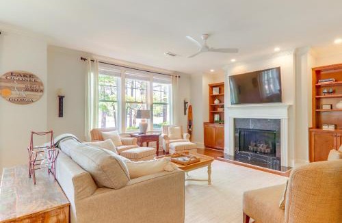 Greensboro House | Lakefront Oconee Vacation Rental w/Patio & Views!