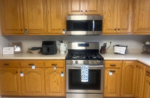 Crossville House | Lakefront. Peaceful and centrally located house in Crossville.