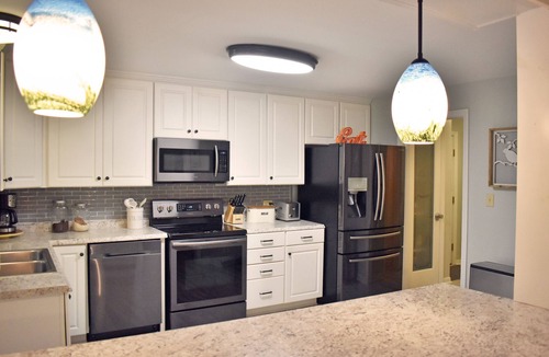 Lake Lure Cottage | Lakefront Retreat Rumbling Bald | Dock, Kayaks, Resort Amenities, Easy Access