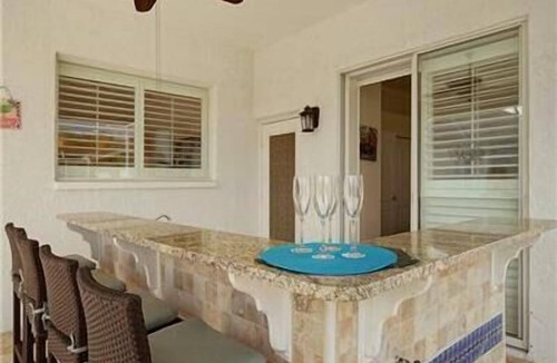Palmer Ranch House | Lakefront, Sun all day! - Villa Youppie - Sarasota- Roelens Vacations