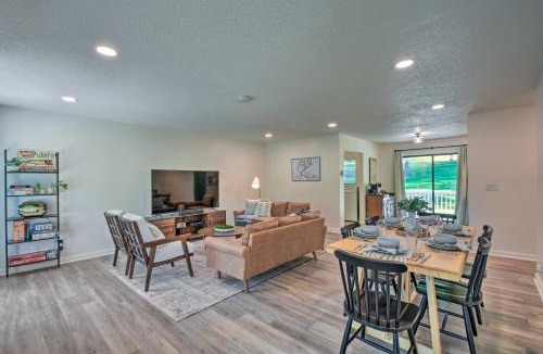 Townville House | Lakefront Townville Gem w/Boat Dock & Kayaks