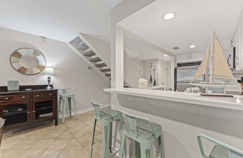 Sandestin Condo | Lakefront Villa w/2 GOLF CARTS! Screened Porch, Bay Views. Near Beach & Pool